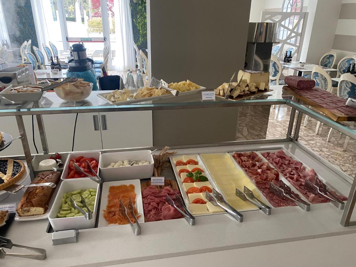 Hotel Croce Di Malta ลินญาโน ซับเบียโดโร ภายนอก รูปภาพ